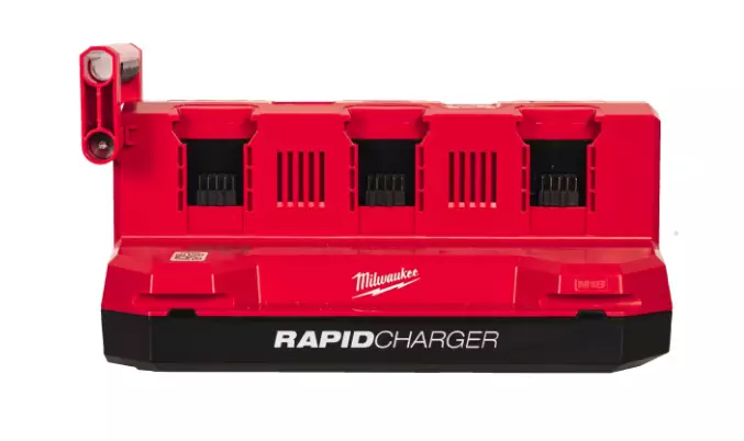 MILWAUKEE M18MPC6 LATURI PACKOUT AUTO - M18 18V Akut ja laturit - 800M18MPC6 - 1